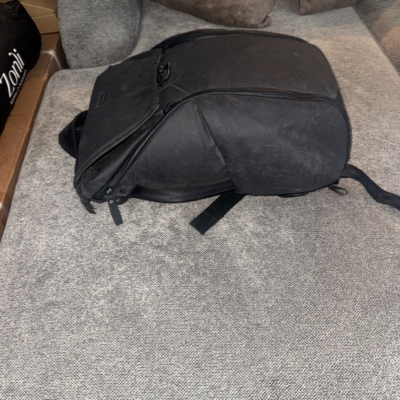 Peak Design 20L Black Photographers Backpack - Picture 9 of 10